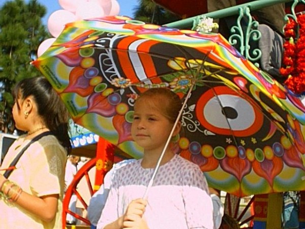 Girl w umbrella